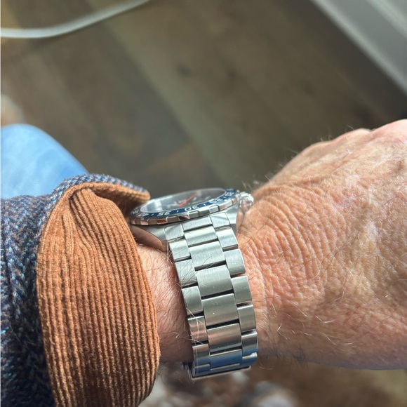 Tag Heuer Formula 1 Blue and Silver Men's Watch Super Clean - Picture 5 of 11